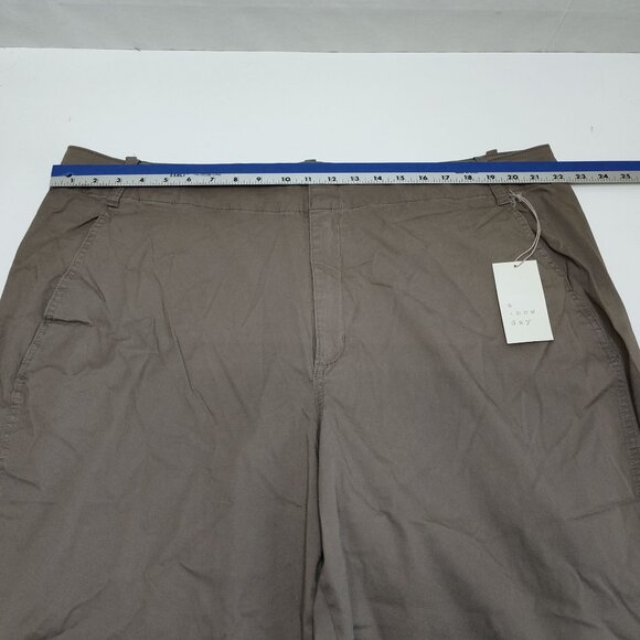 A New Day Womens 20W Chino Brown Stretch Straight Relaxed Cuffed Ankle Pants NWT - Picture 10 of 10